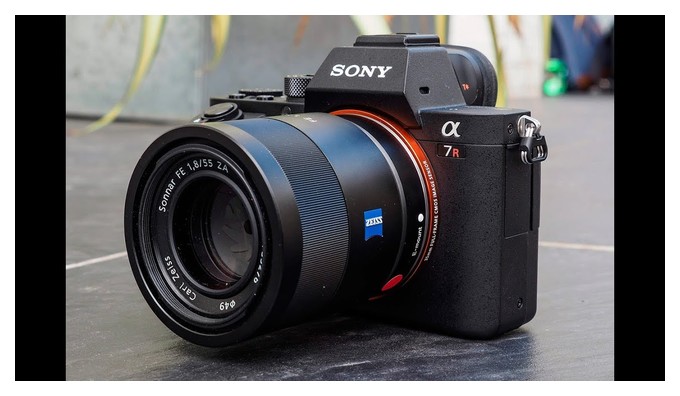 лучшая цифровая фотокамера sony для видеосъемки