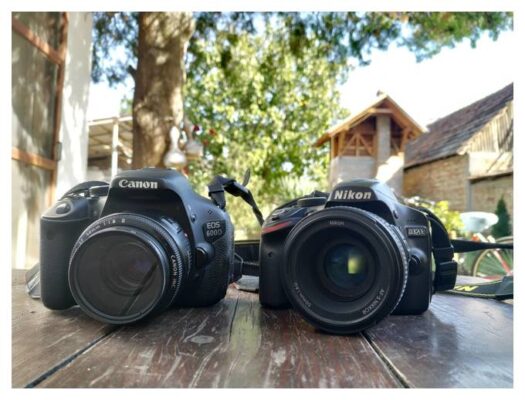 цветная фотокамера canon vs nikon